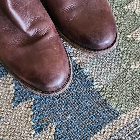 FRYE Pippa Short Boot - Brown - 9B - Picture 5 of 7